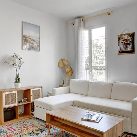 Appartement Flat De Luxe A Republique Avec Terrasse