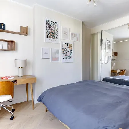 Flat De Luxe A Republique Avec Terrasse Appartement Parijs